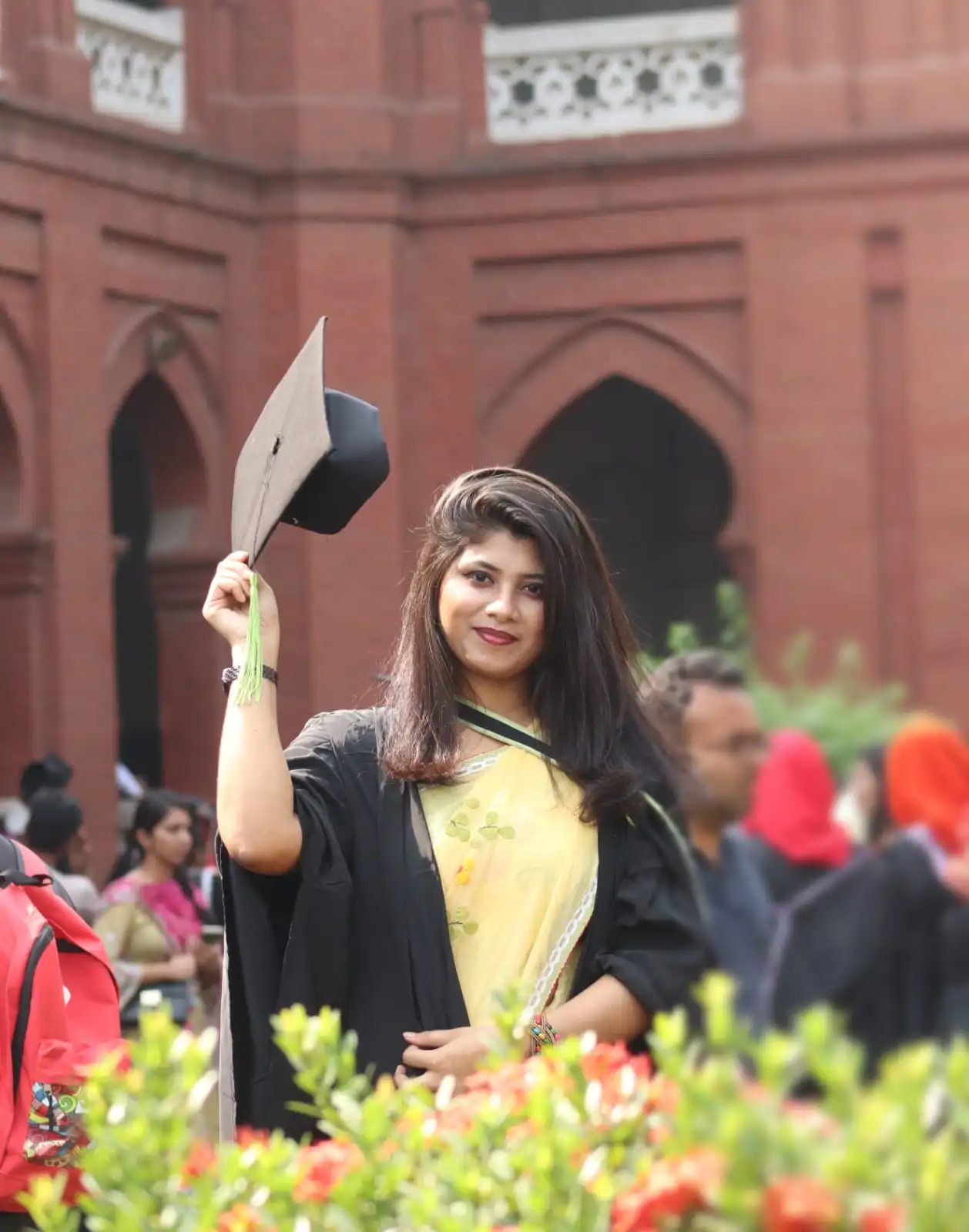 চমক আপু, ঢাকা বিশ্ববিদ্যালয়ের গ্র্যাজুয়েট, NCTB-Math গণিত শিক্ষক